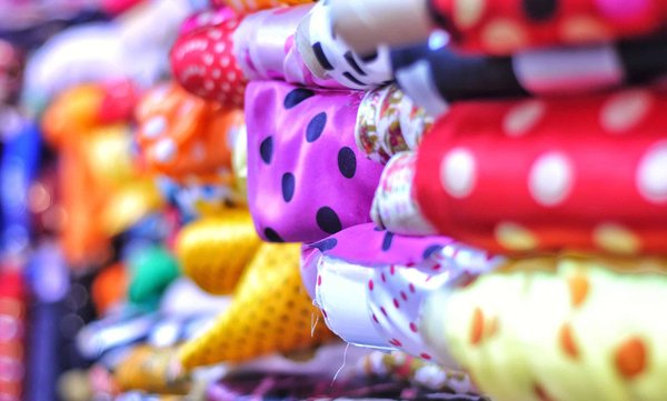 Quels sont les avantages de l’achat au mètre des tissus ?