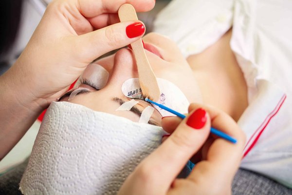 Quelles sont les conditions à respecter pour un rendez-vous à l'institut de beauté de Riaillé ?
